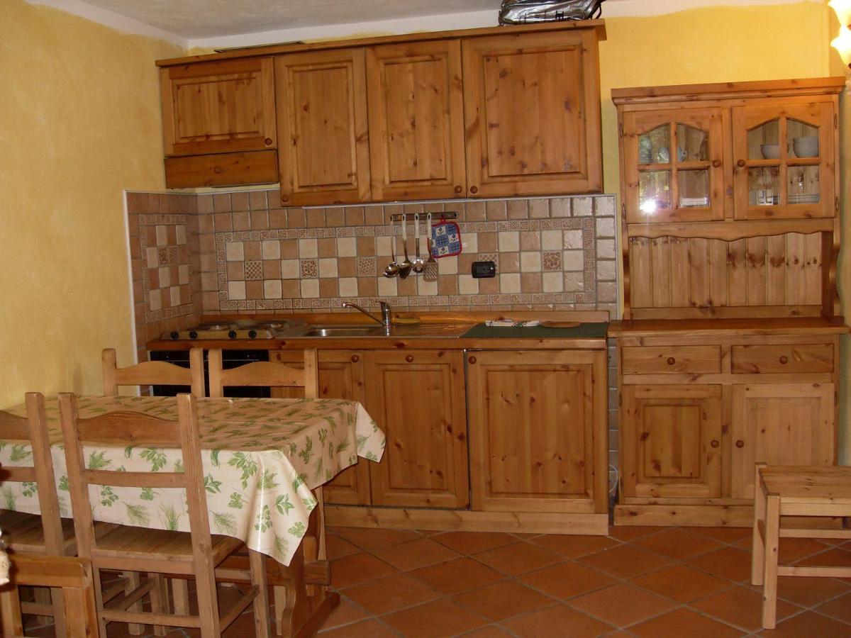 Residence Les Myosotis Champoluc Exterior foto
