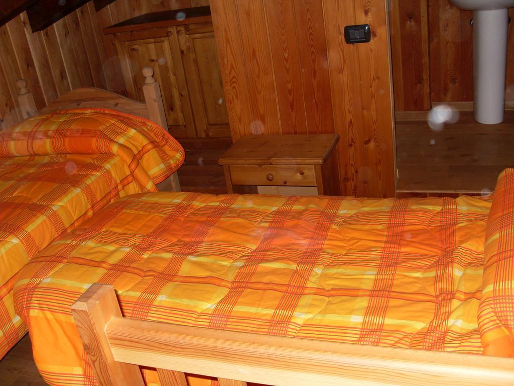 Residence Les Myosotis Champoluc Exterior foto