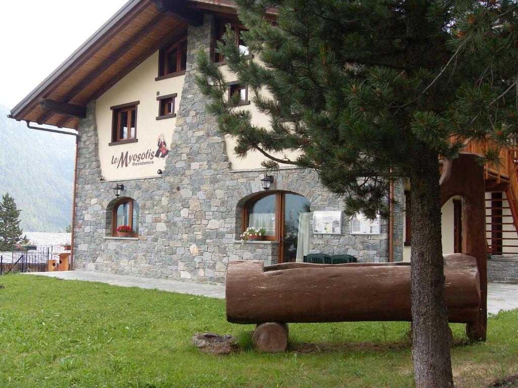 Residence Les Myosotis Champoluc Exterior foto