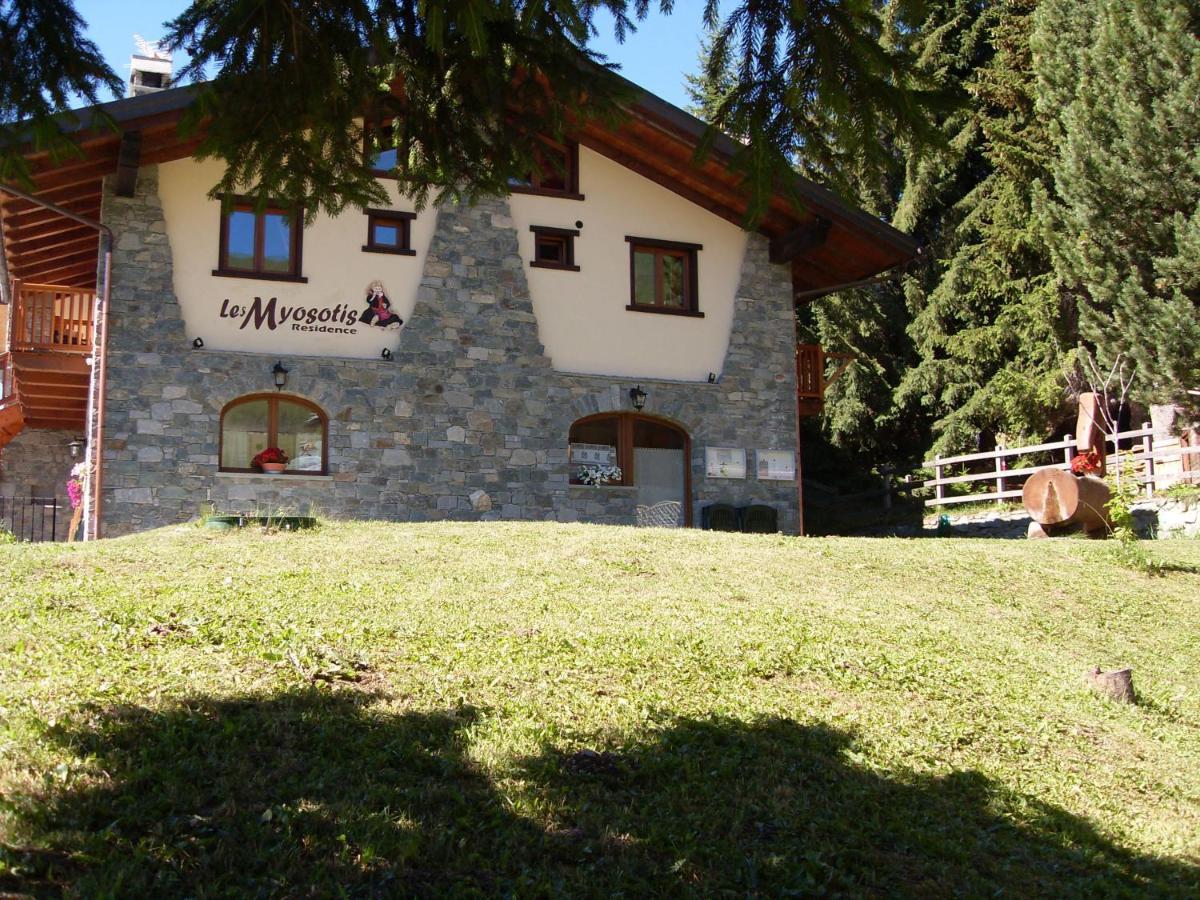 Residence Les Myosotis Champoluc Exterior foto