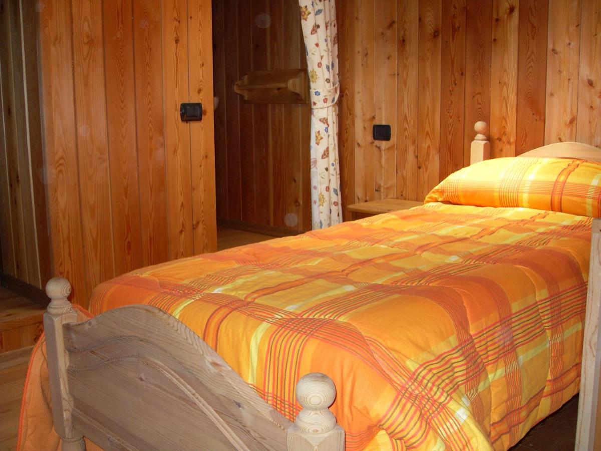 Residence Les Myosotis Champoluc Exterior foto