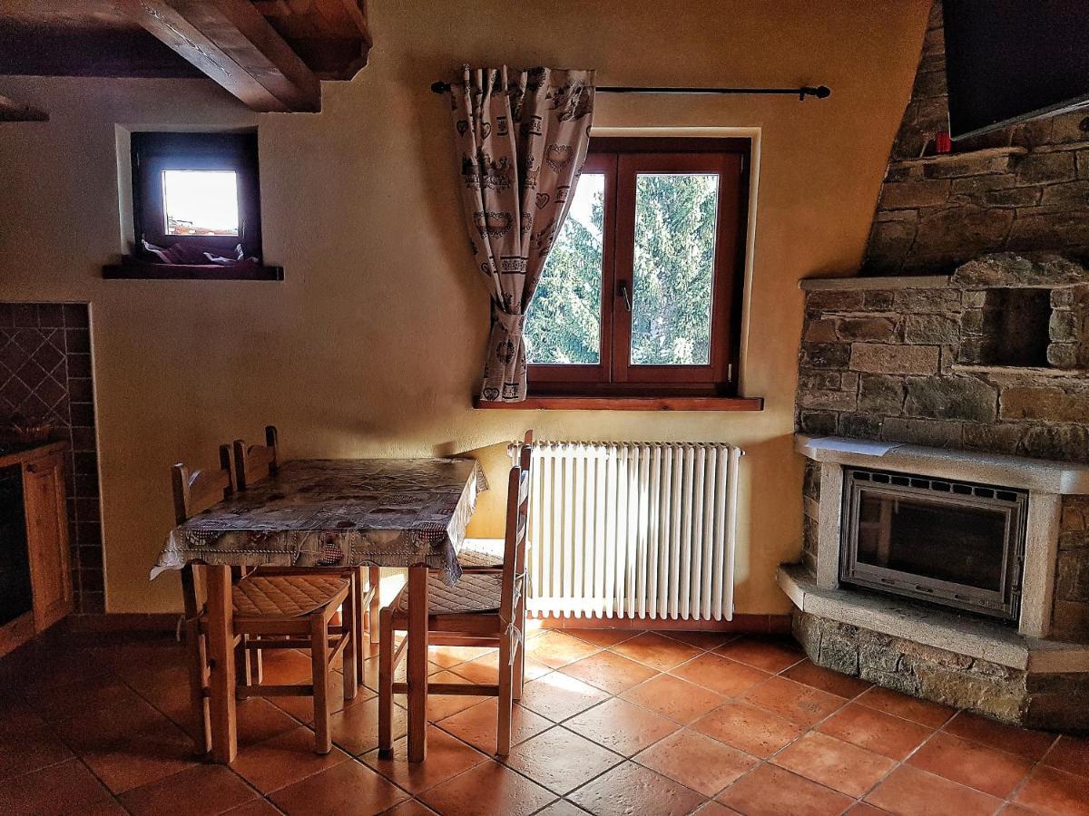 Residence Les Myosotis Champoluc Exterior foto